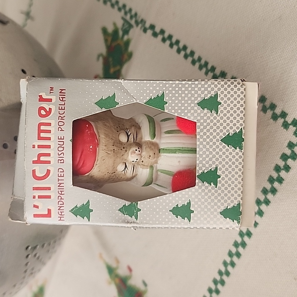 🥳 L' ll Chimer Jasco Porcelain Christmas bell / ornament